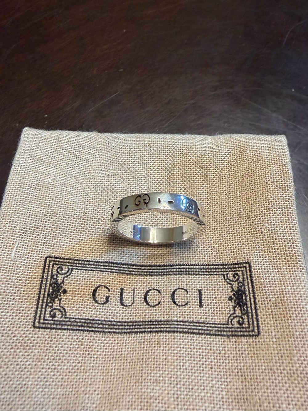 New Authentic Gucci GG Ghost Logo Silver Ring Size IT 19 / US 8.75 - Picture 2 of 8
